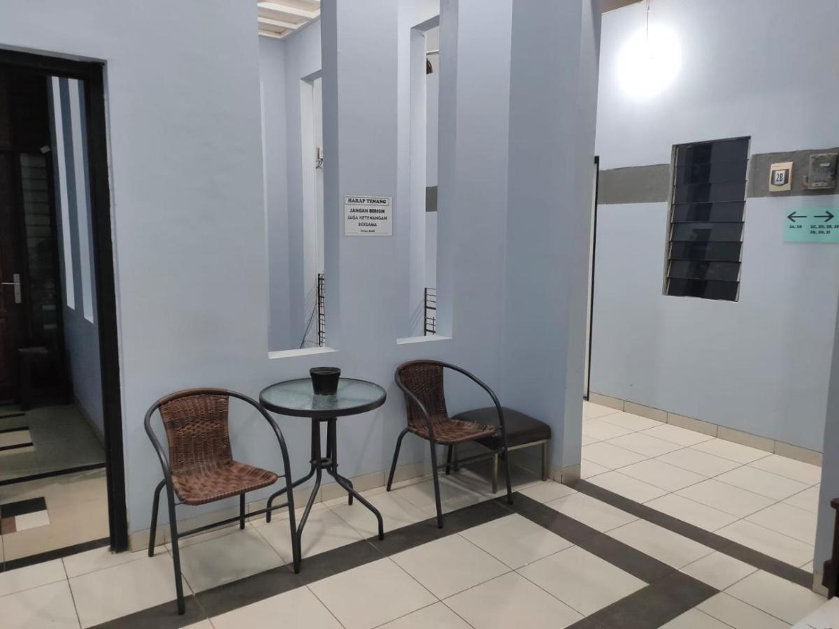 Hotel Syariah Tremigo Guesthouse Чиребон Экстерьер фото