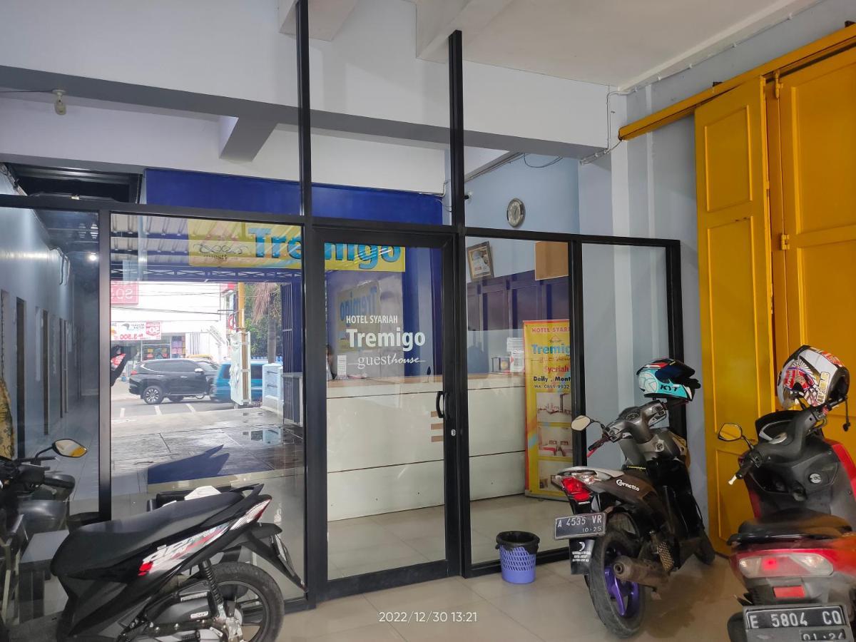 Hotel Syariah Tremigo Guesthouse Чиребон Экстерьер фото